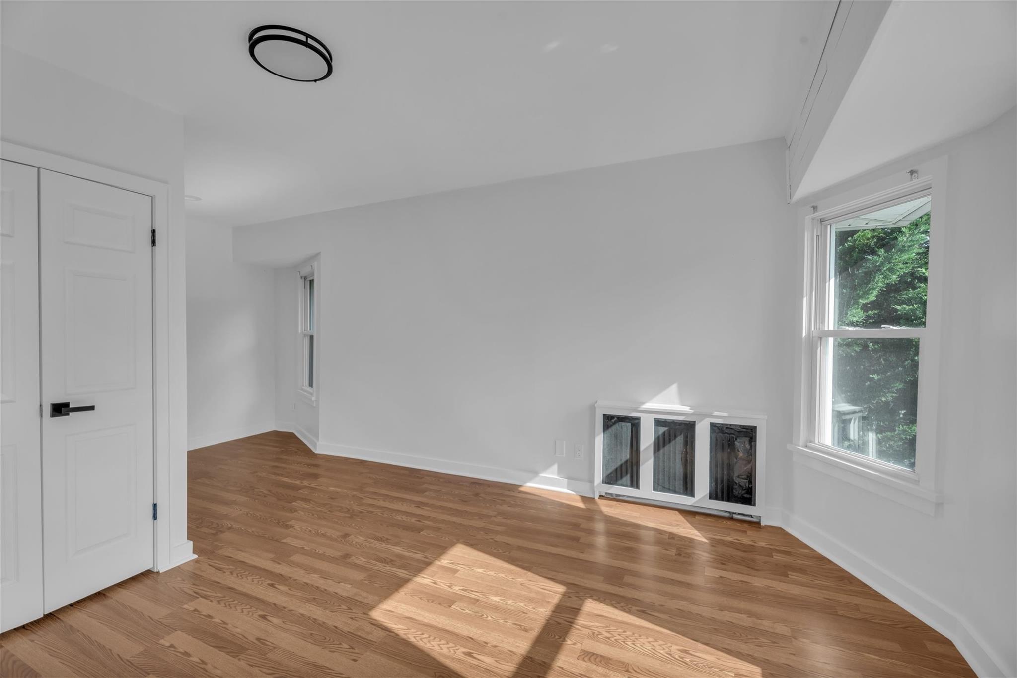 Single Family Deer Park  Suffolk County, NY 11702, MLS-885518-20