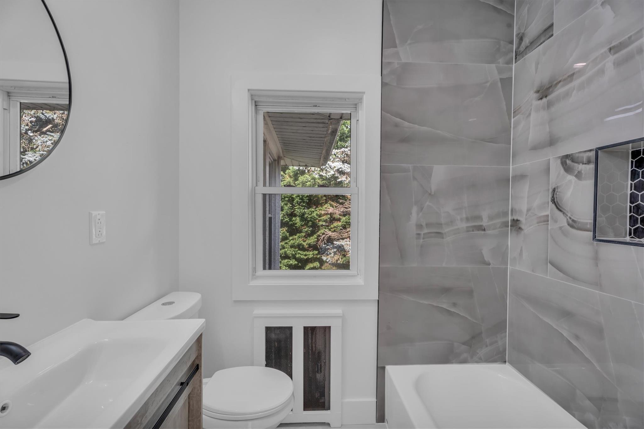 Single Family Deer Park  Suffolk County, NY 11702, MLS-885518-26