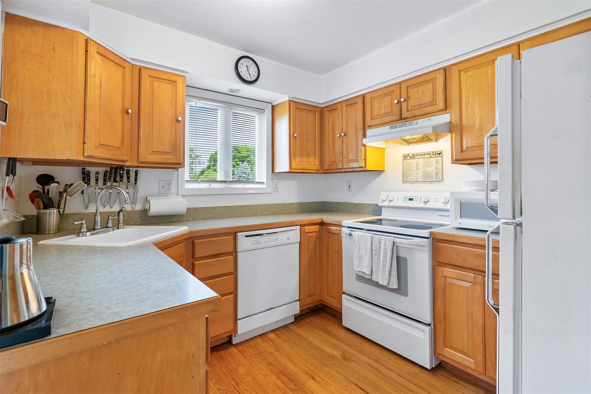 Single Family Gold  Dutchess County, NY 12582, MLS-885543-11