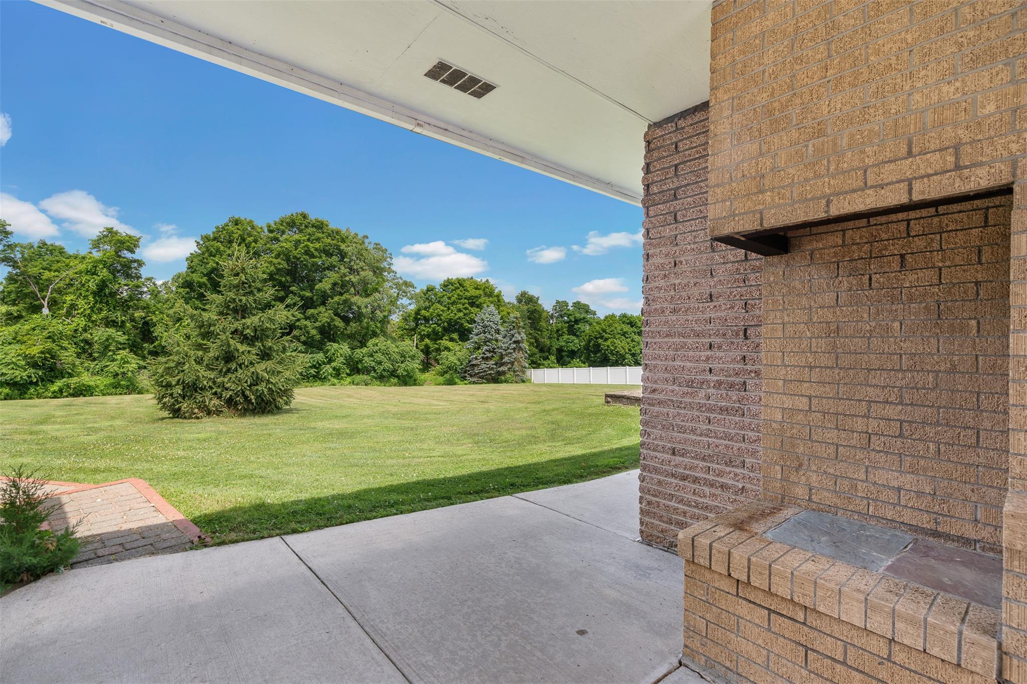 Single Family Gold  Dutchess County, NY 12582, MLS-885543-27