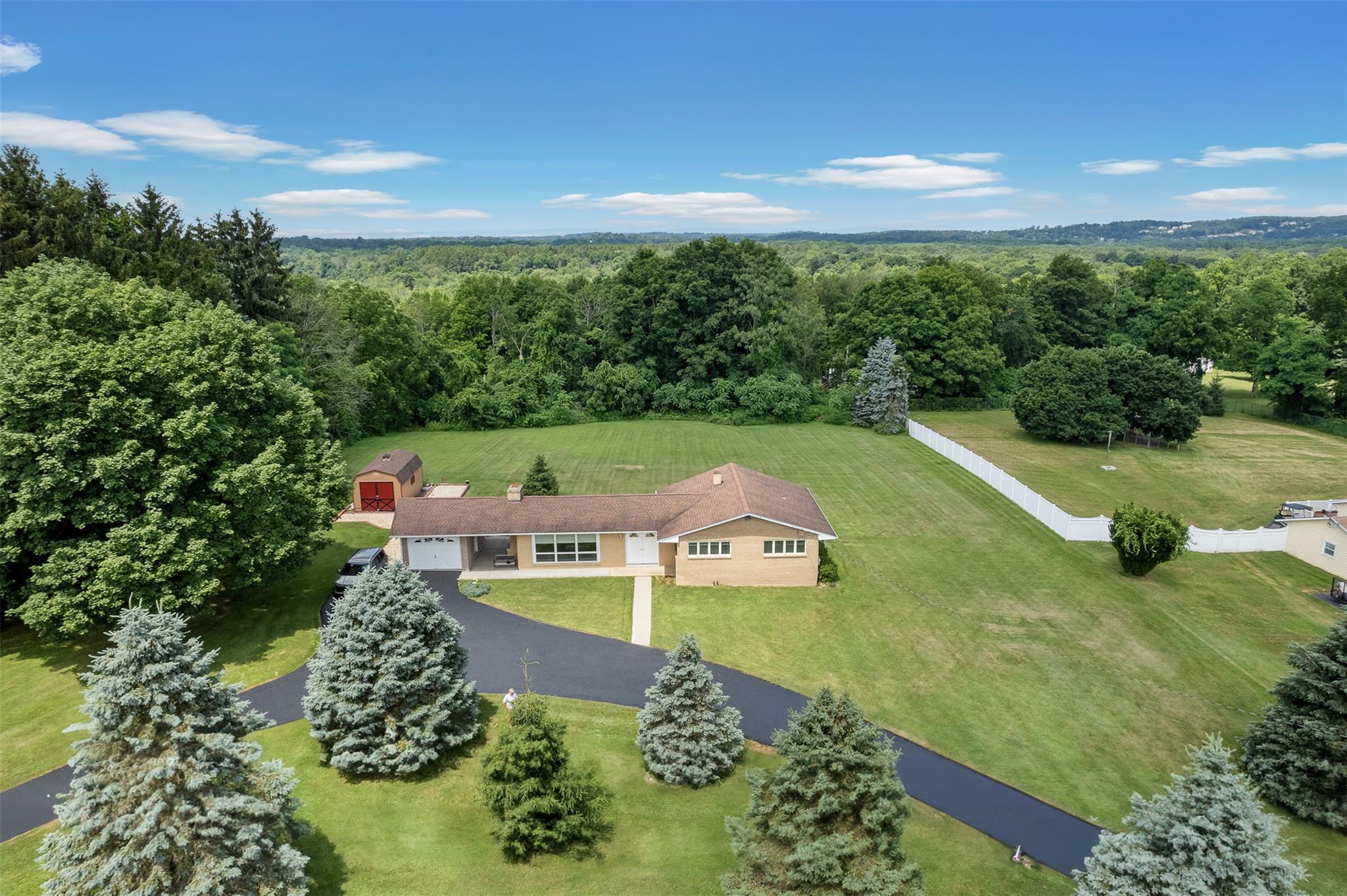 Single Family Gold  Dutchess County, NY 12582, MLS-885543-3