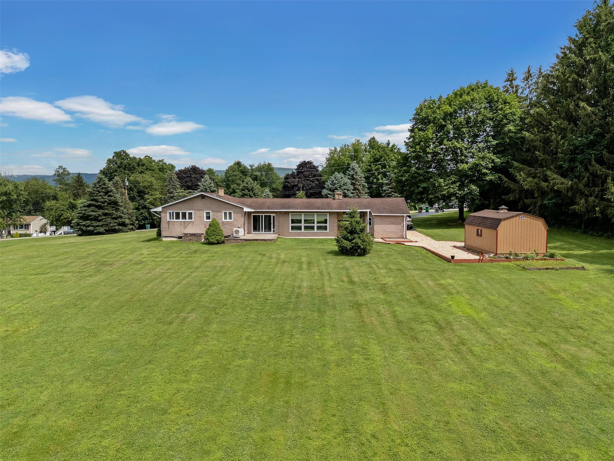 Single Family Gold  Dutchess County, NY 12582, MLS-885543-31
