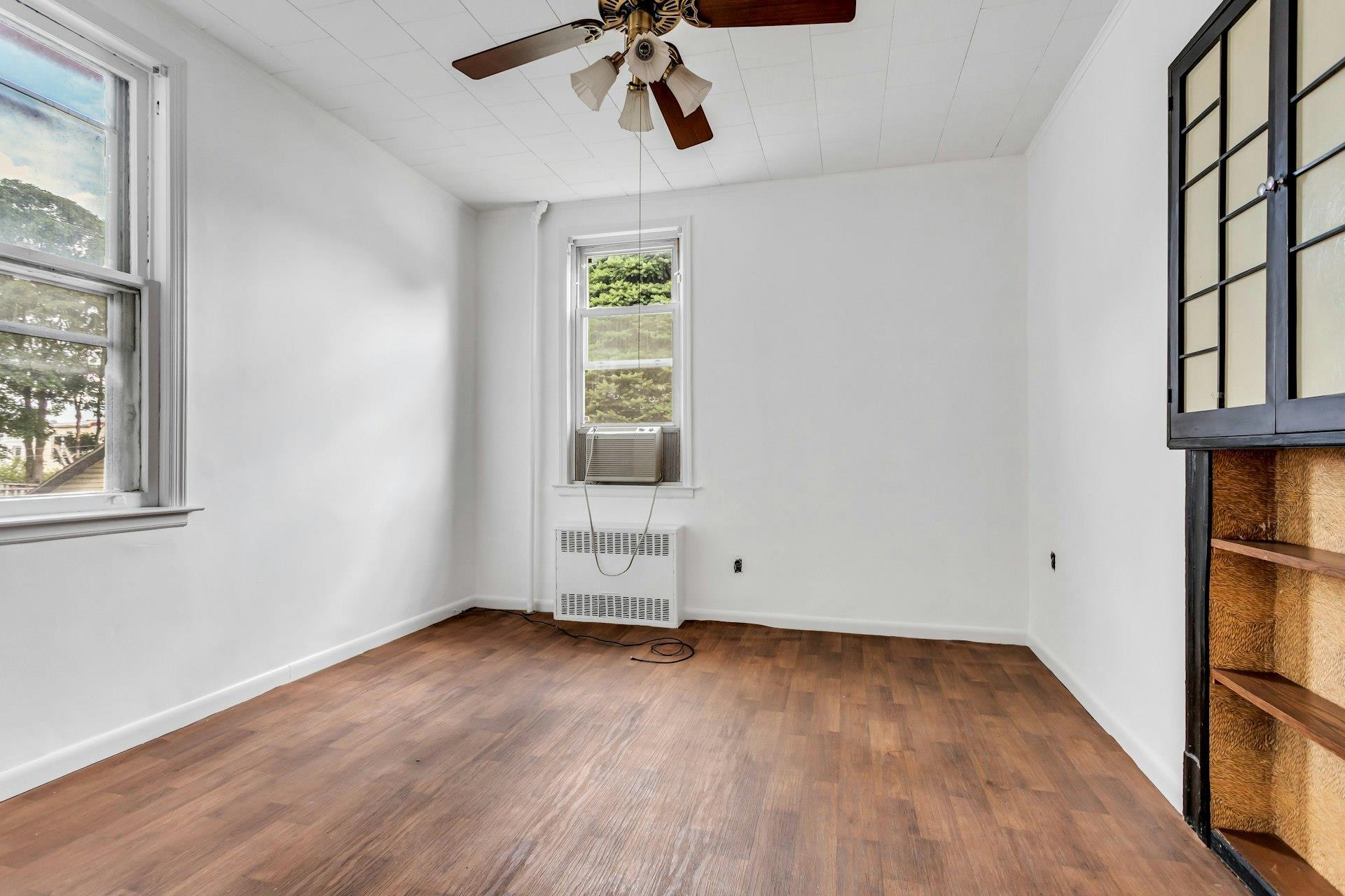 Single Family 126  Queens, NY 11356, MLS-885548-7