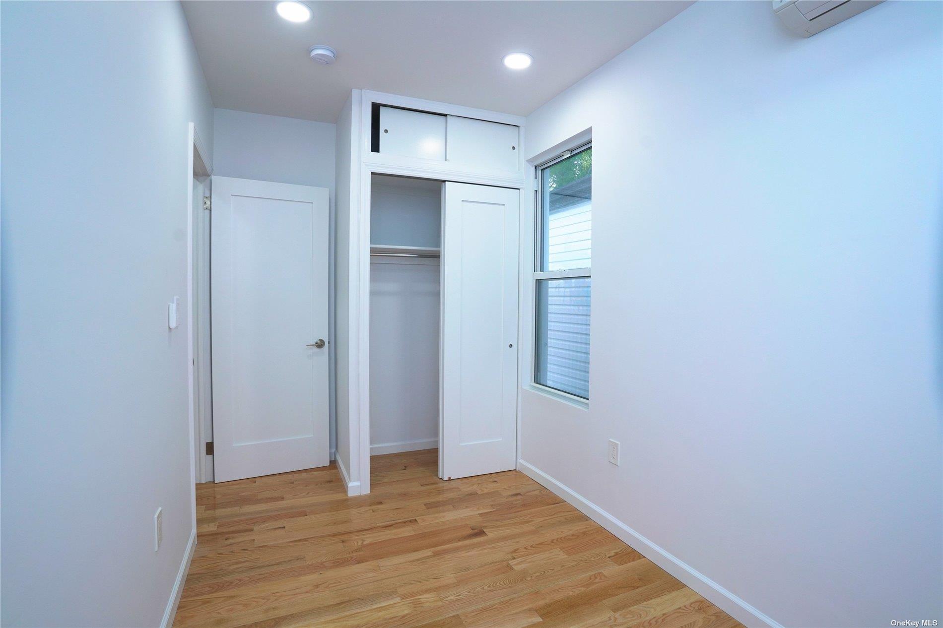 Single Family 89  Queens, NY 11421, MLS-885560-10