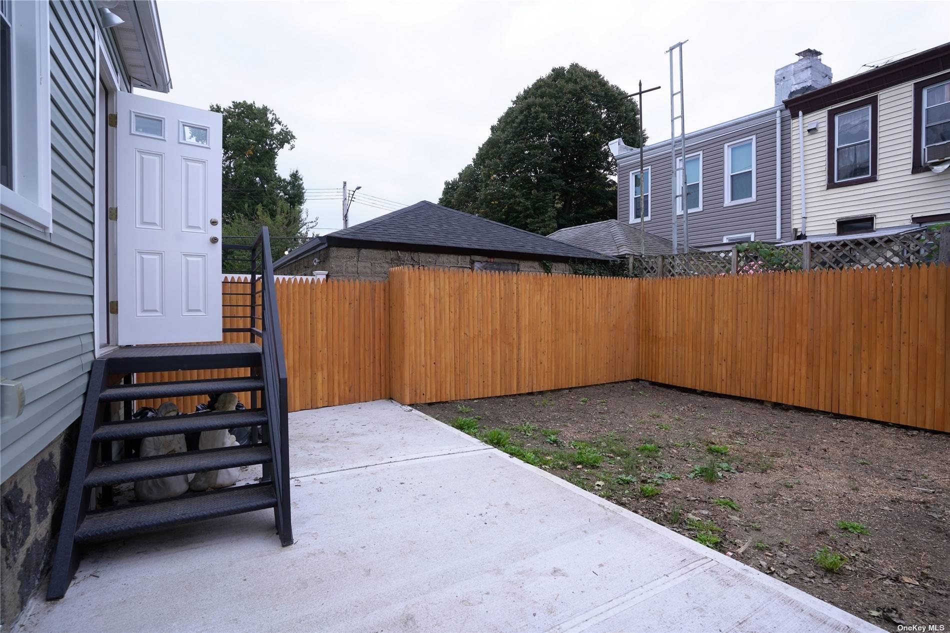Single Family 89  Queens, NY 11421, MLS-885560-28