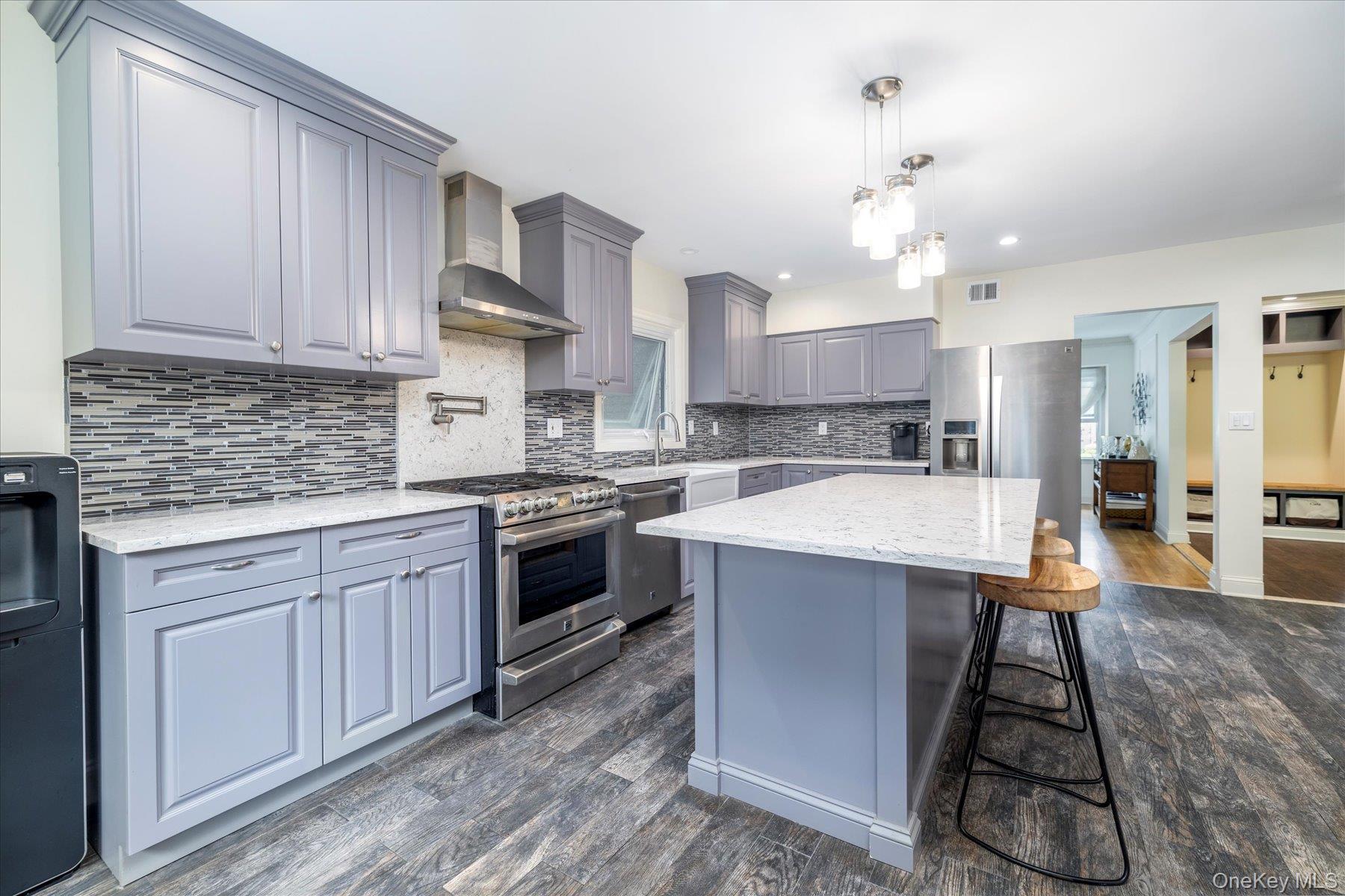 Single Family Blenheim Nassau County, NY 11570, MLS-885565-19