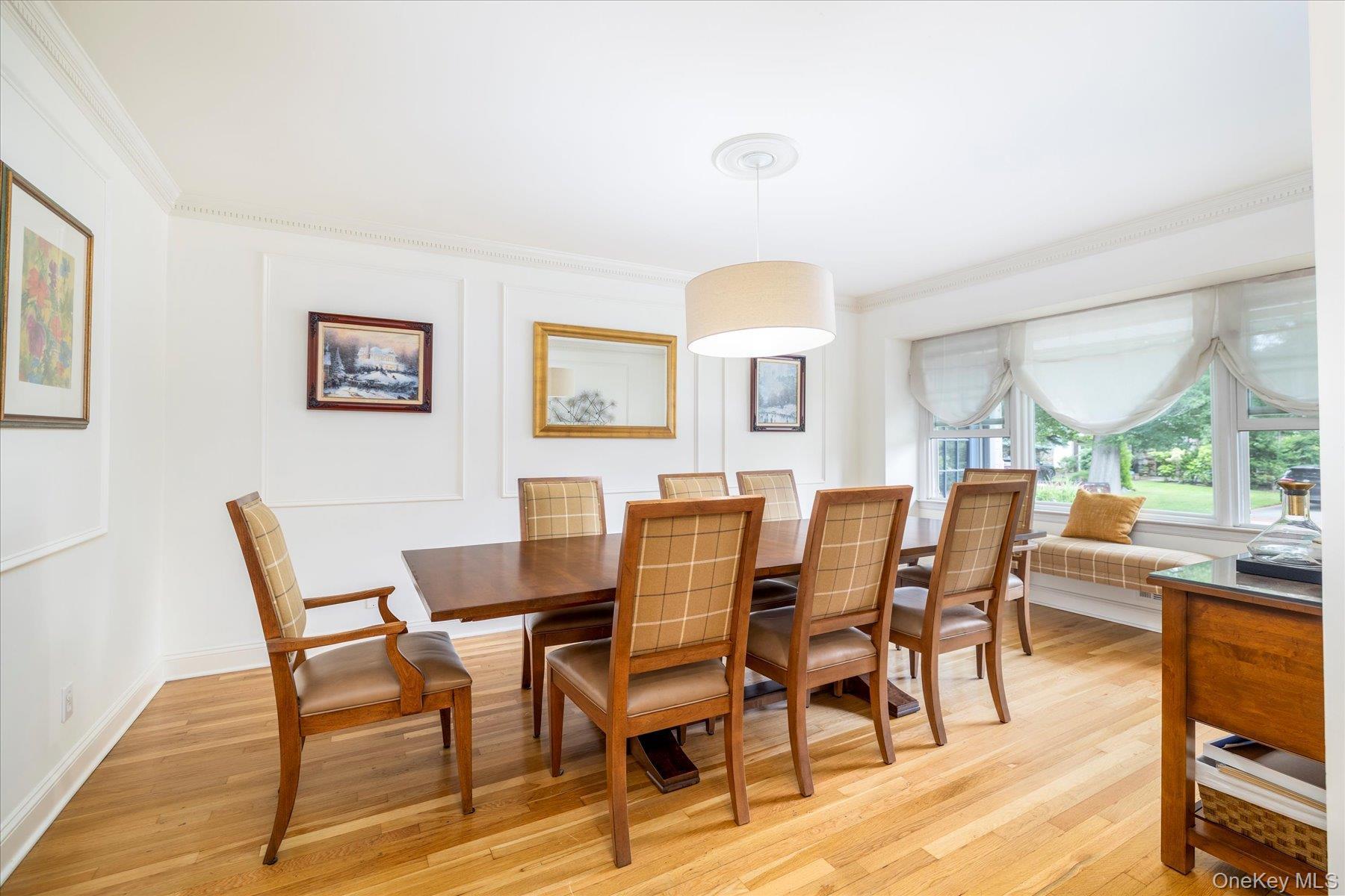 Single Family Blenheim Nassau County, NY 11570, MLS-885565-21