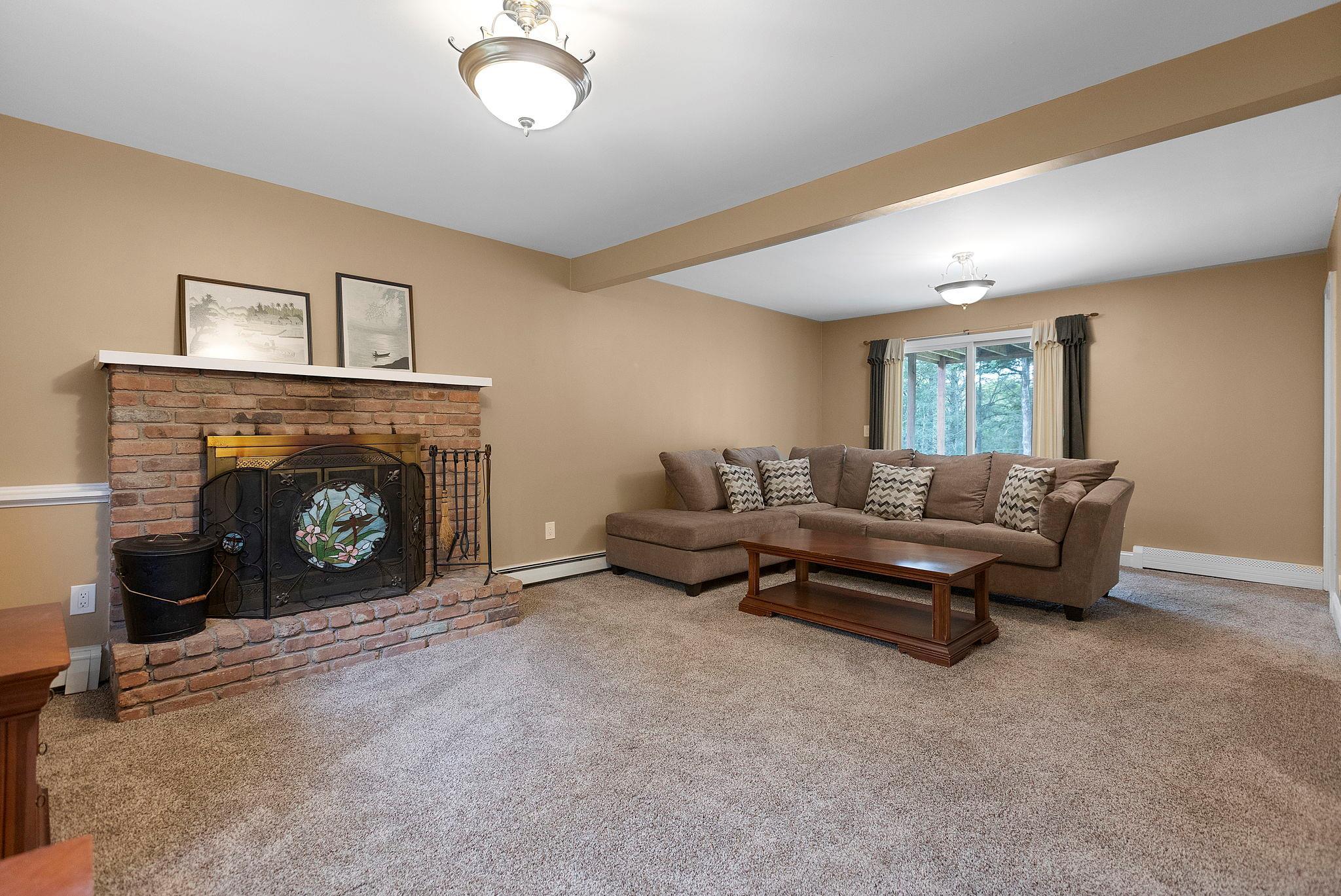 Single Family Mountain View  Dutchess County, NY 12531, MLS-885567-21