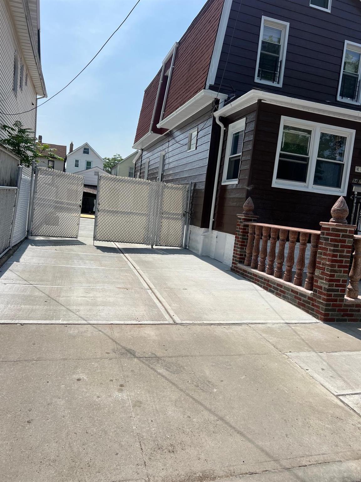 Single Family 125th  Queens, NY 11419, MLS-885568-2