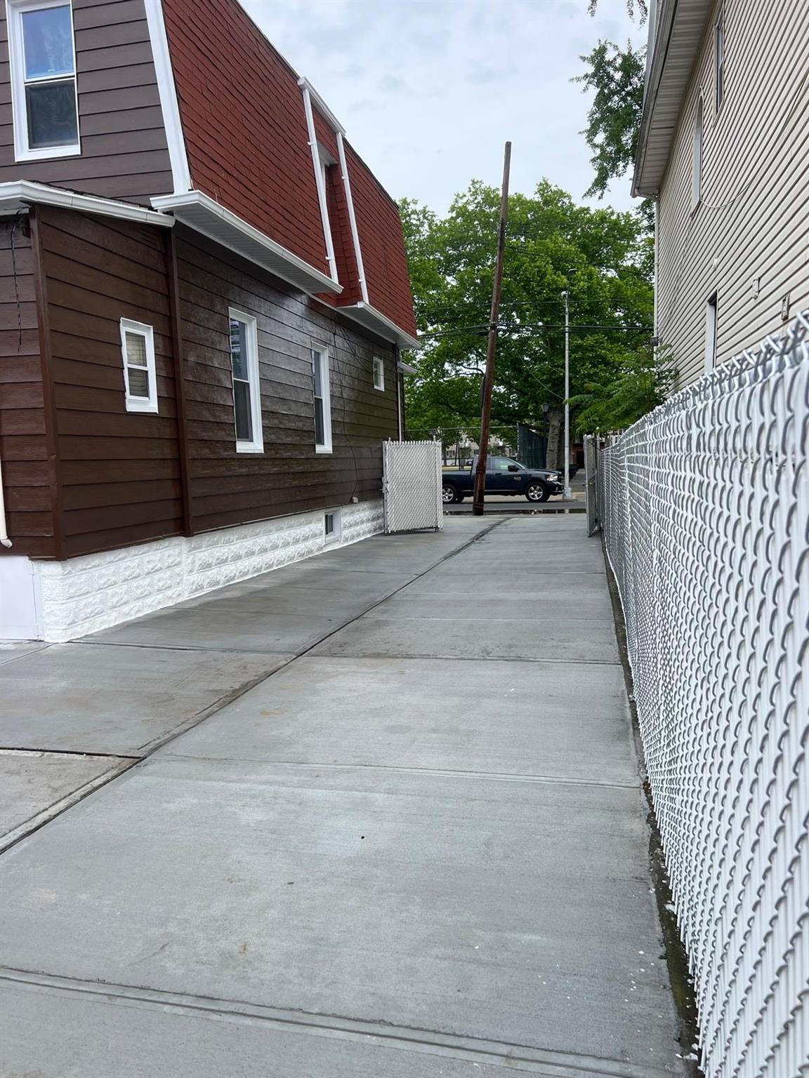 Single Family 125th  Queens, NY 11419, MLS-885568-3