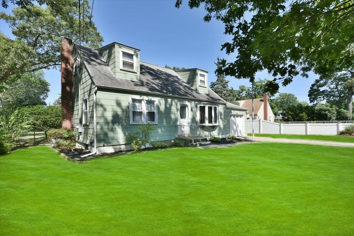 Single Family Coleman  Suffolk County, NY 11720, MLS-885577-25