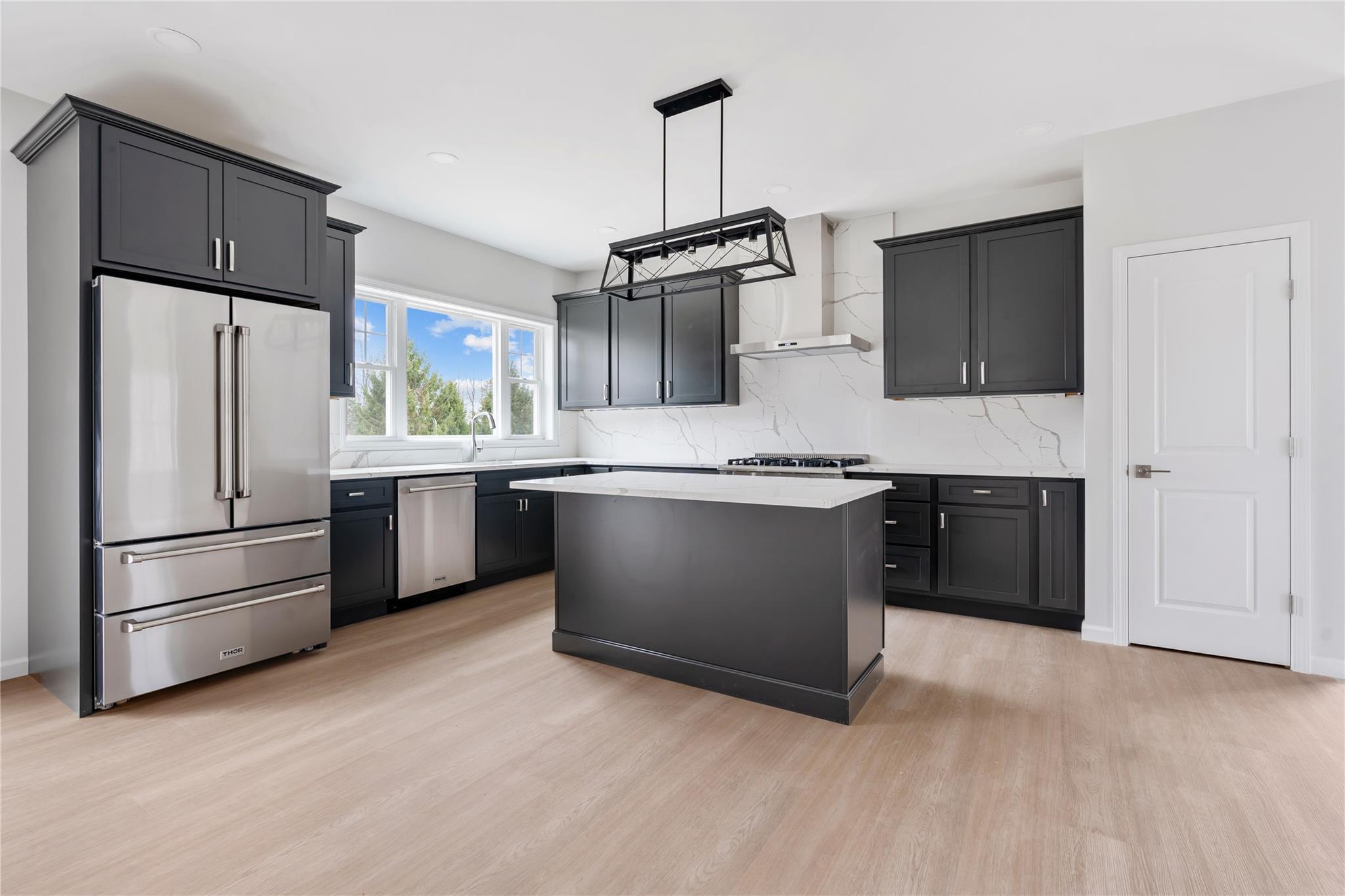 Single Family Old Hopewell Dutchess County, NY 12590, MLS-885611-12