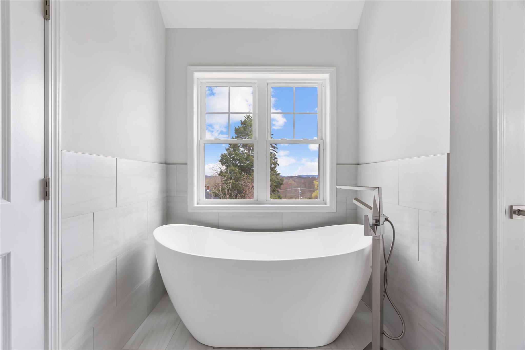 Single Family Old Hopewell Dutchess County, NY 12590, MLS-885611-24