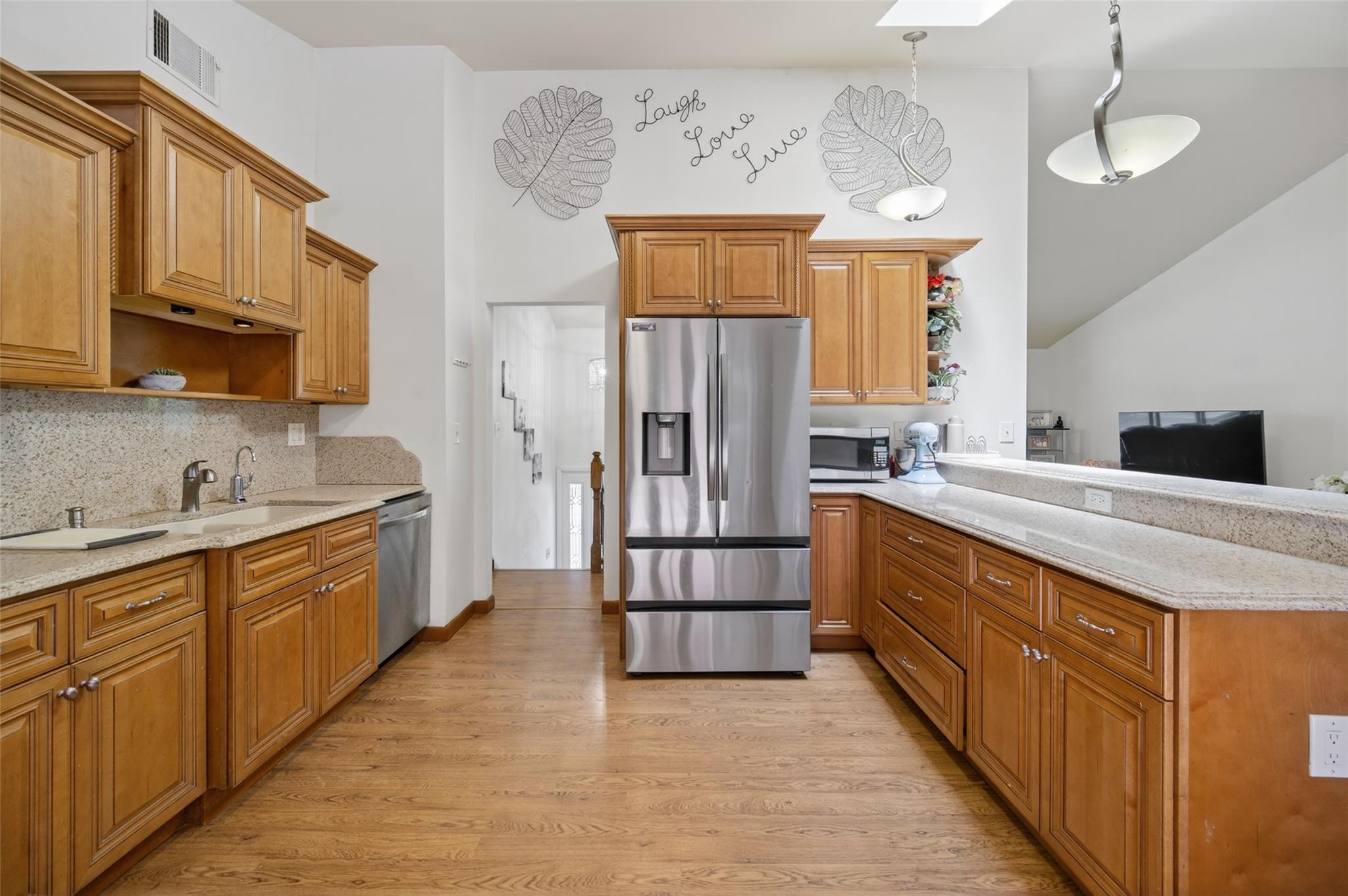 Single Family Raker  Dutchess County, NY 12603, MLS-885649-6