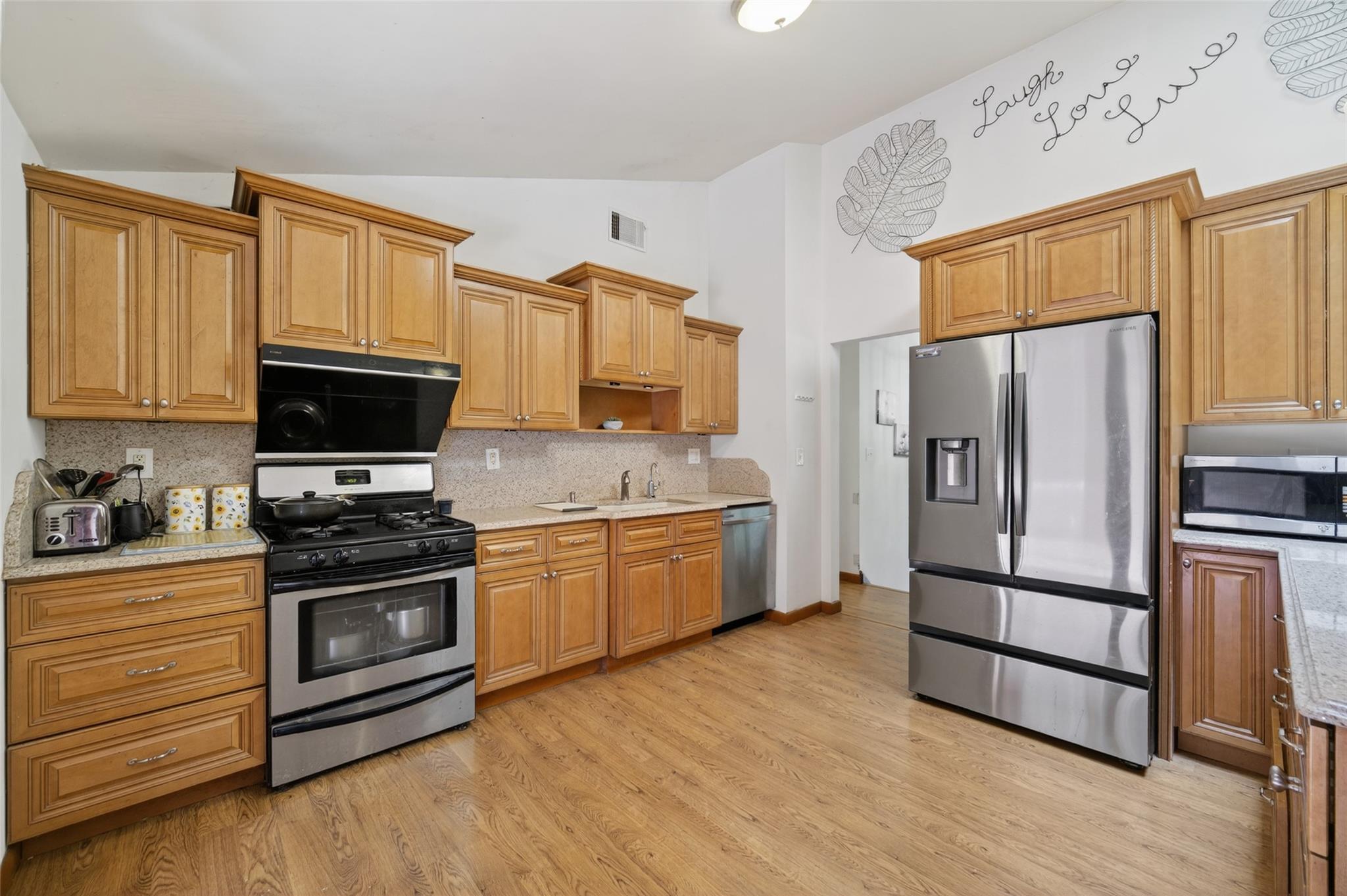 Single Family Raker  Dutchess County, NY 12603, MLS-885649-7