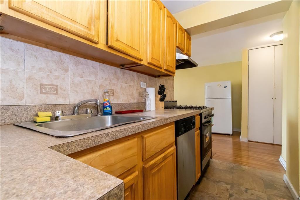 Coop 31st  Brooklyn, NY 11210, MLS-885652-7