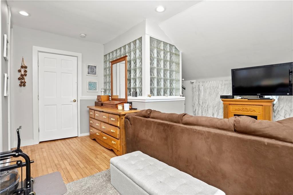 Single Family Orchard  Westchester County, NY 10560, MLS-885656-14