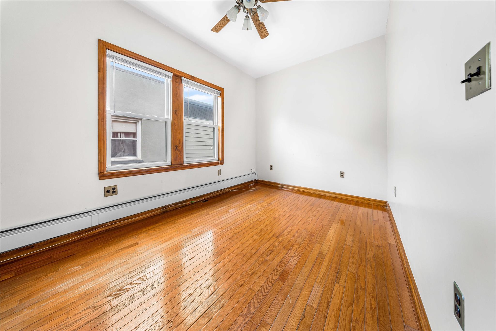 Single Family 24th  Queens, NY 11105, MLS-885658-28