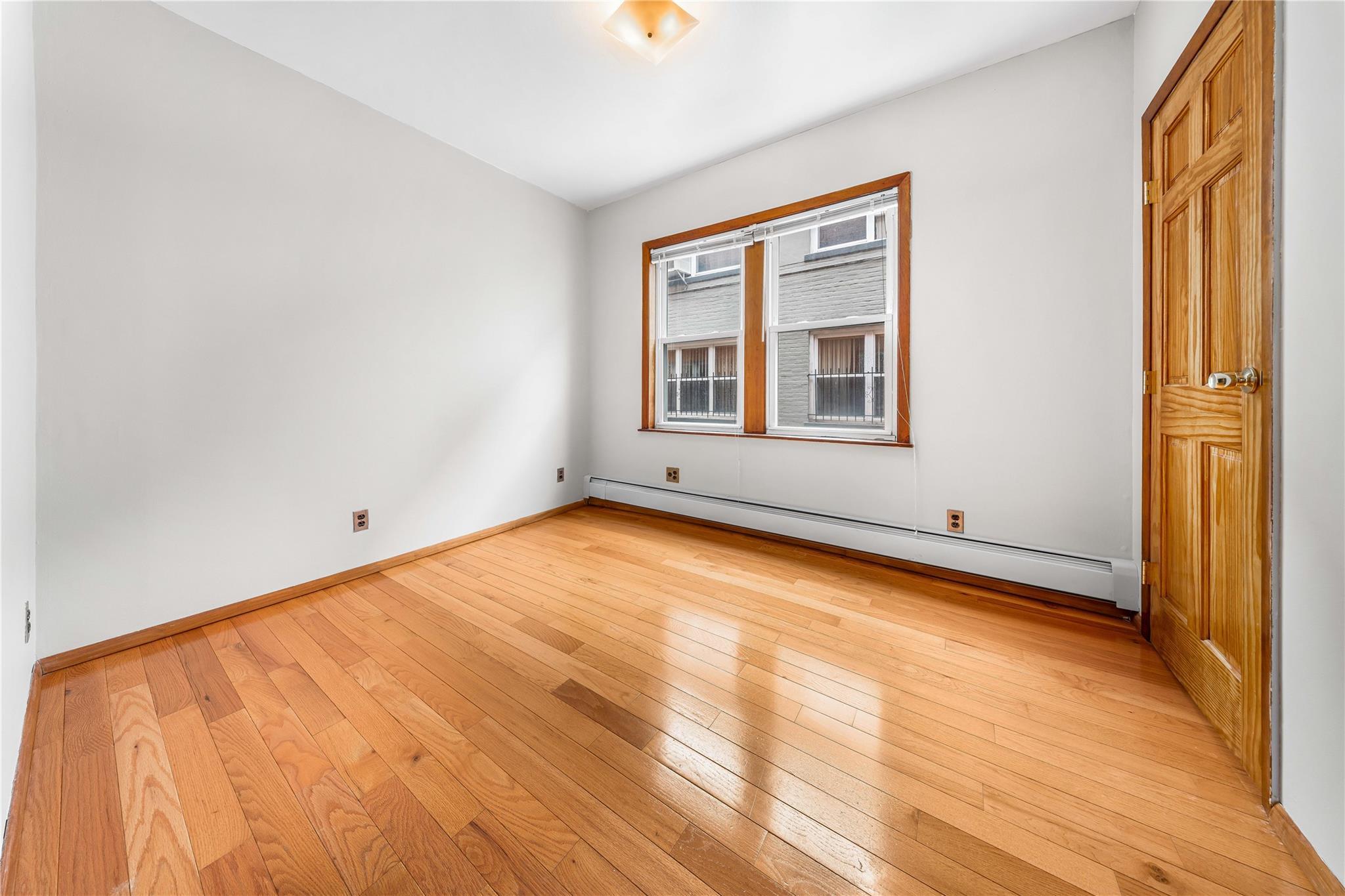 Single Family 24th  Queens, NY 11105, MLS-885658-29