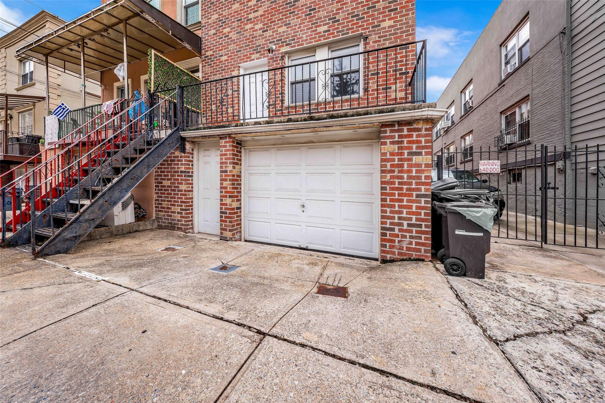Single Family 24th  Queens, NY 11105, MLS-885658-36