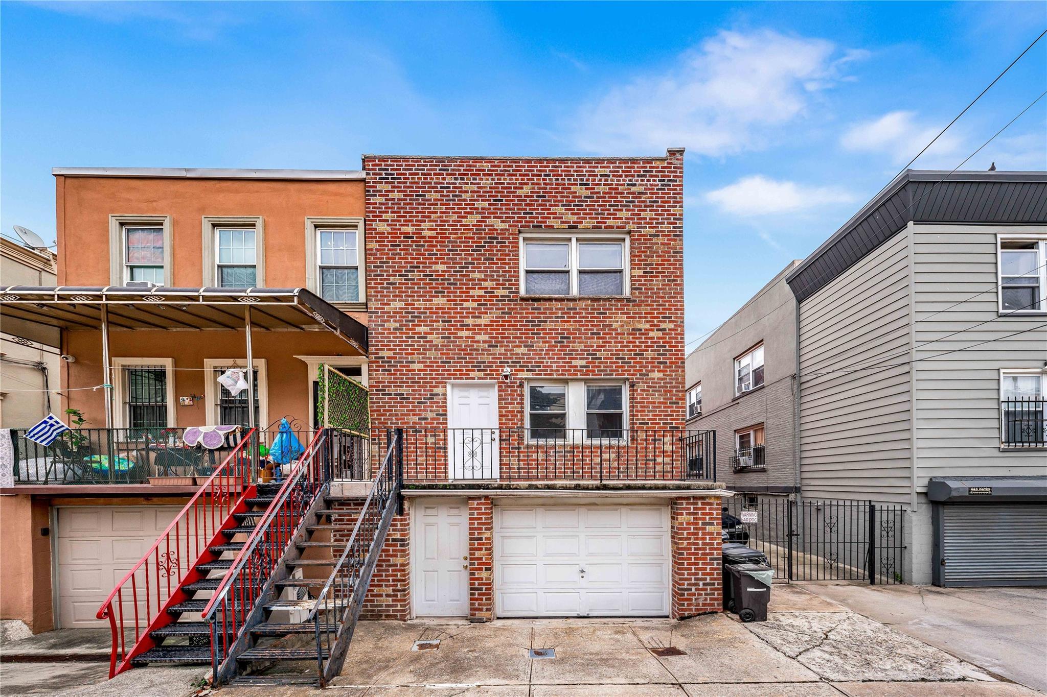 Single Family 24th  Queens, NY 11105, MLS-885658-37