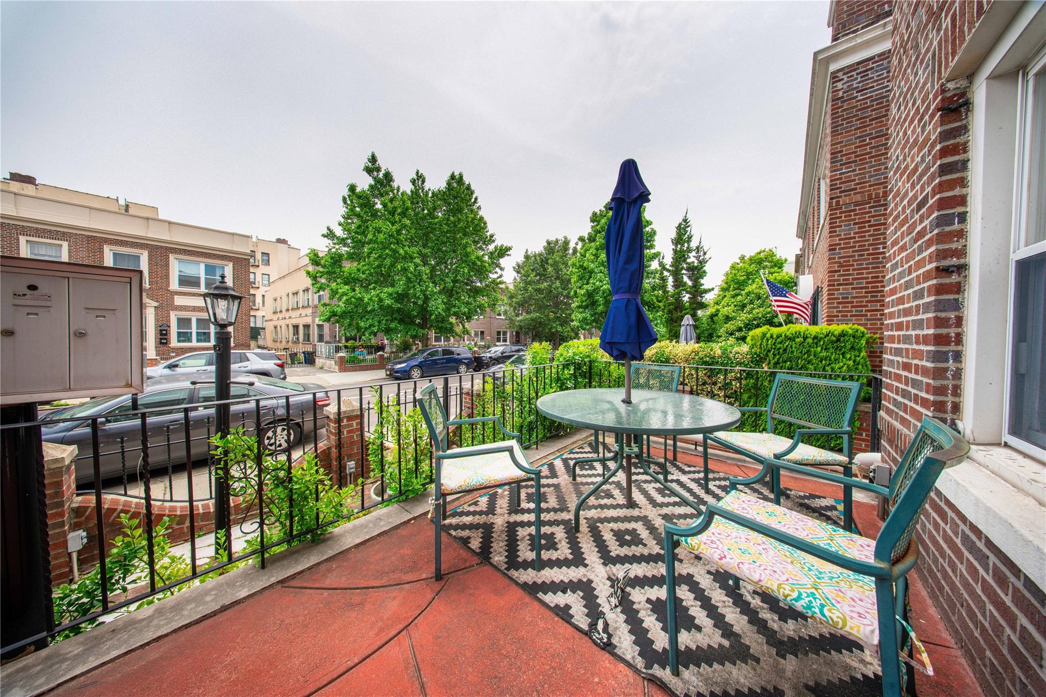 Single Family 24th  Queens, NY 11105, MLS-885658-5