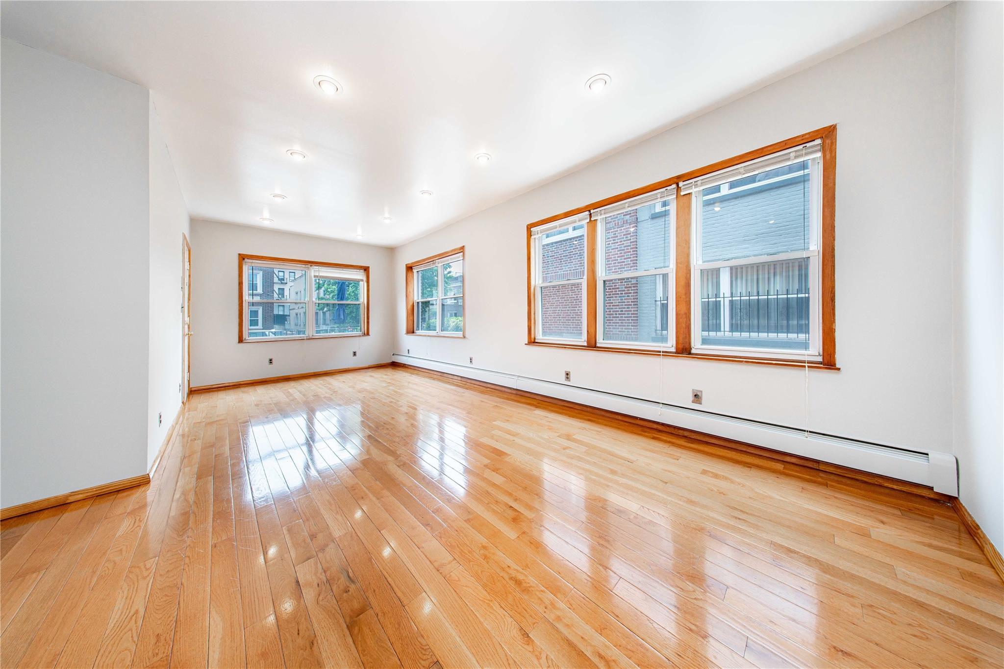 Single Family 24th  Queens, NY 11105, MLS-885658-7