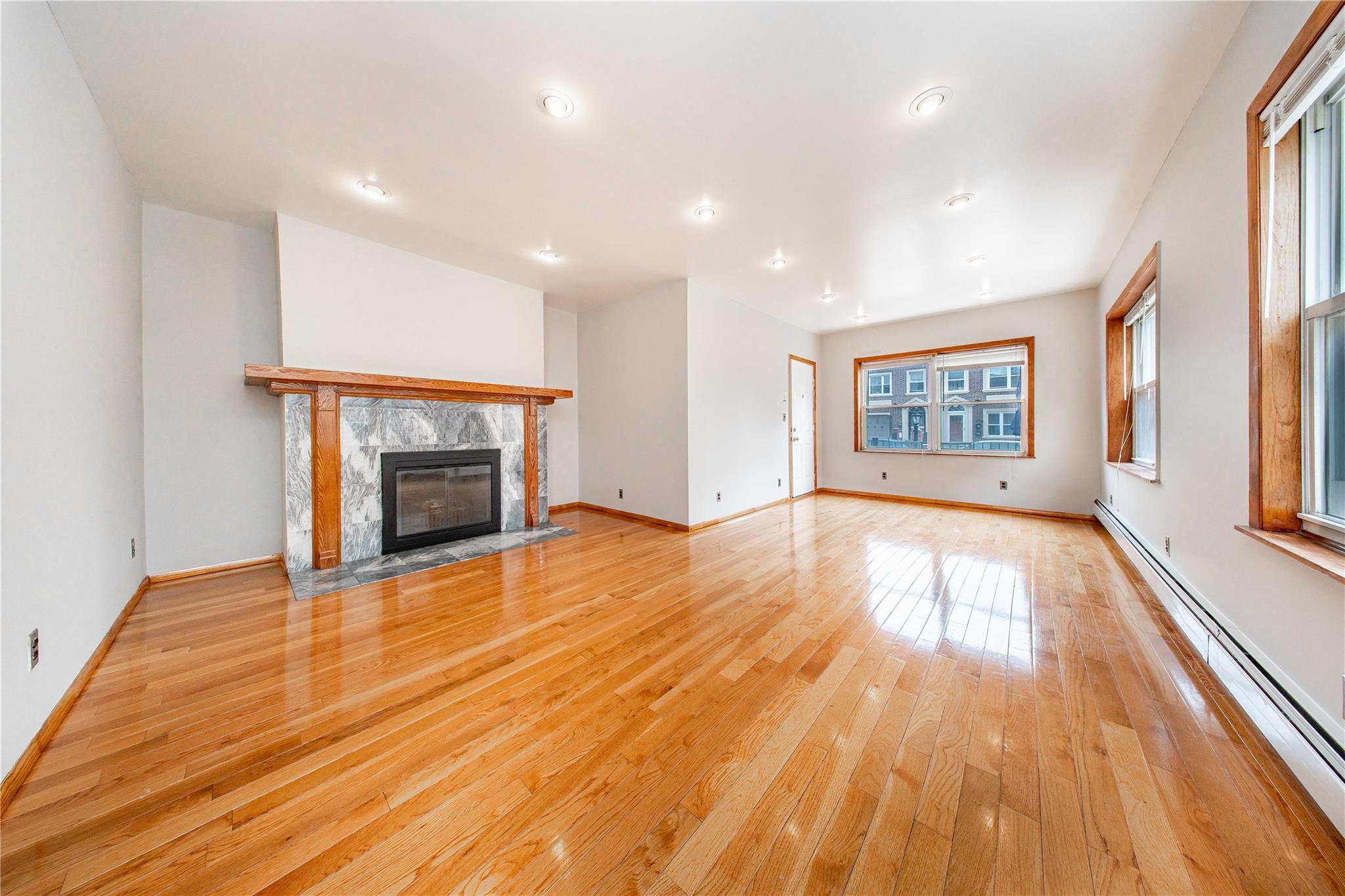 Single Family 24th  Queens, NY 11105, MLS-885658-8