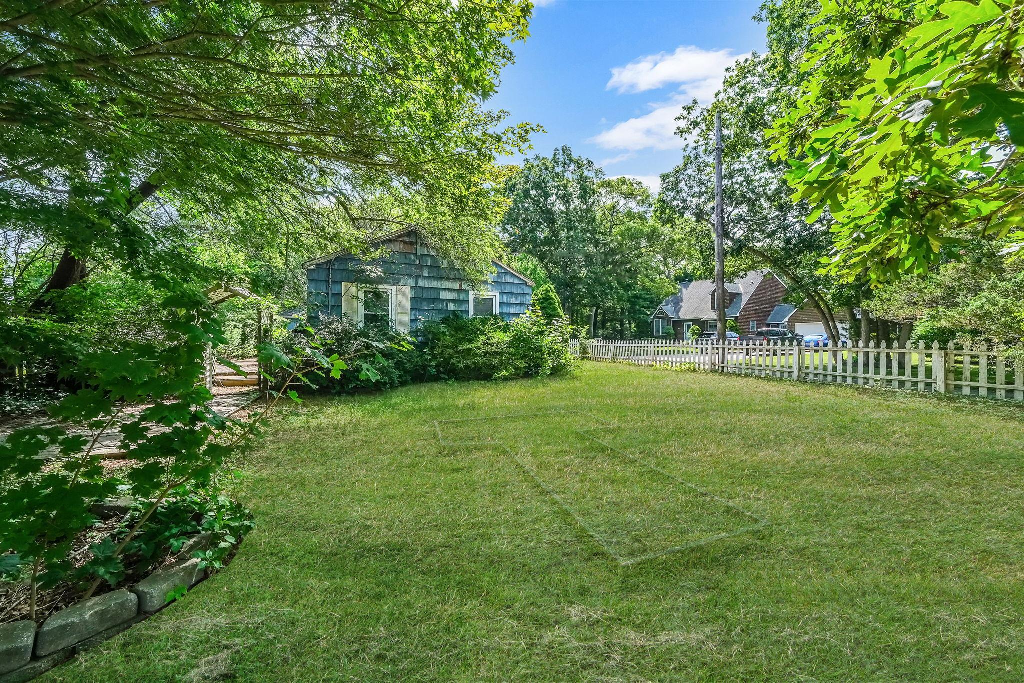 Single Family Private  Suffolk County, NY 11763, MLS-885675-5
