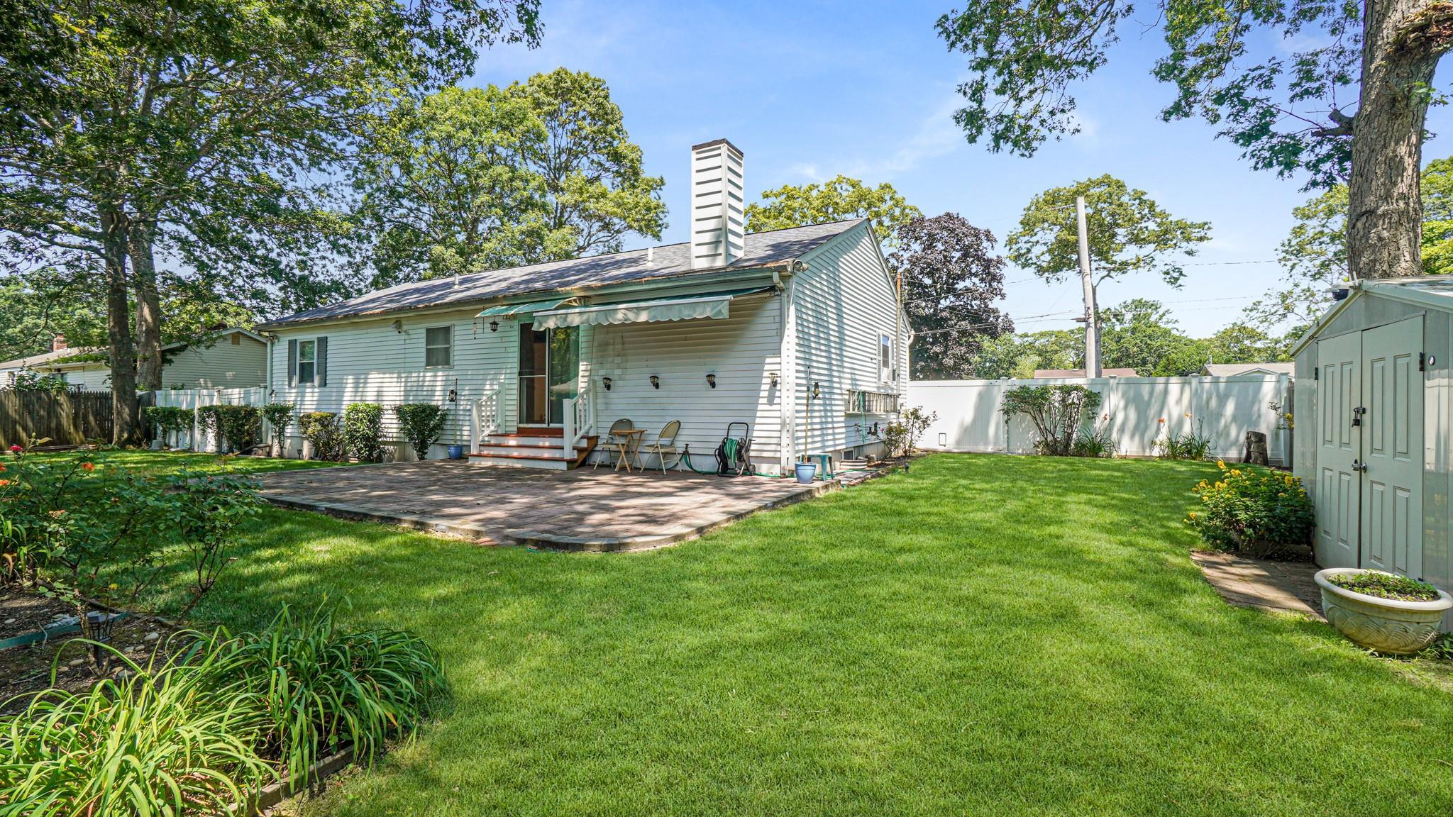 Single Family Wilson  Suffolk County, NY 11951, MLS-885691-24