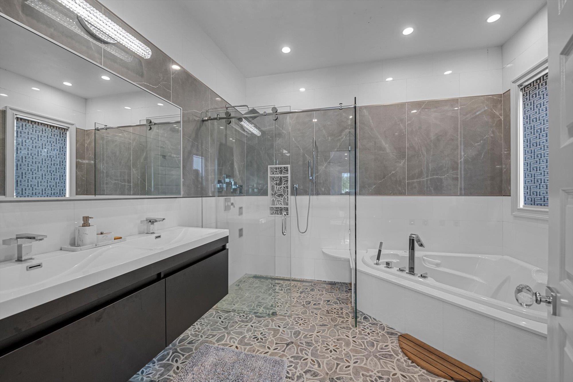 Single Family Dolphin Nassau County, NY 11598, MLS-885705-15