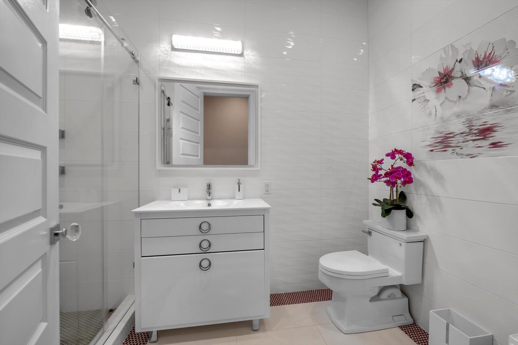 Single Family Dolphin Nassau County, NY 11598, MLS-885705-17