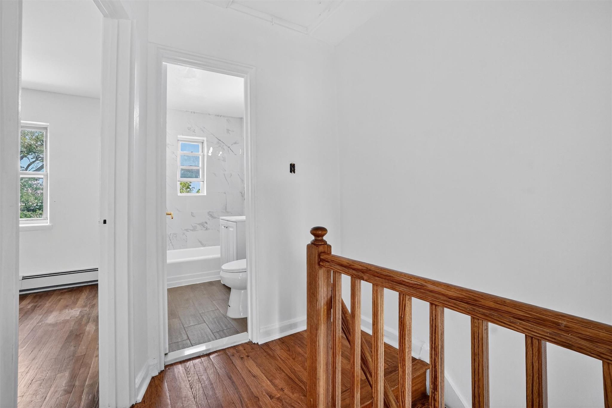 Single Family 229th  Bronx, NY 10466, MLS-885706-10