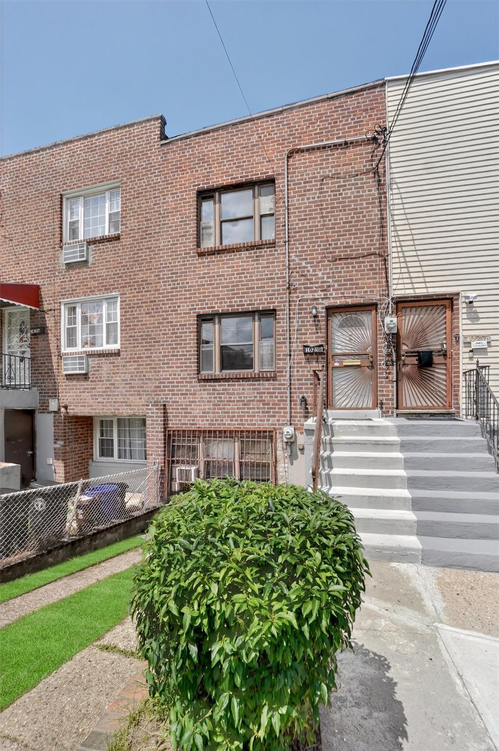 Single Family 229th  Bronx, NY 10466, MLS-885706-3