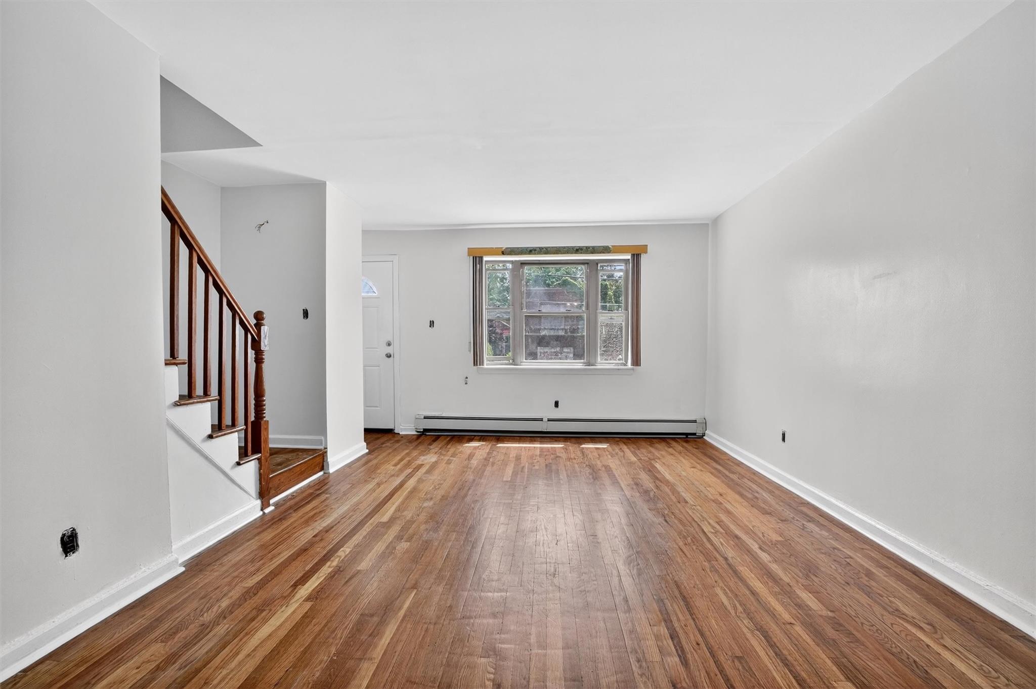 Single Family 229th  Bronx, NY 10466, MLS-885706-6