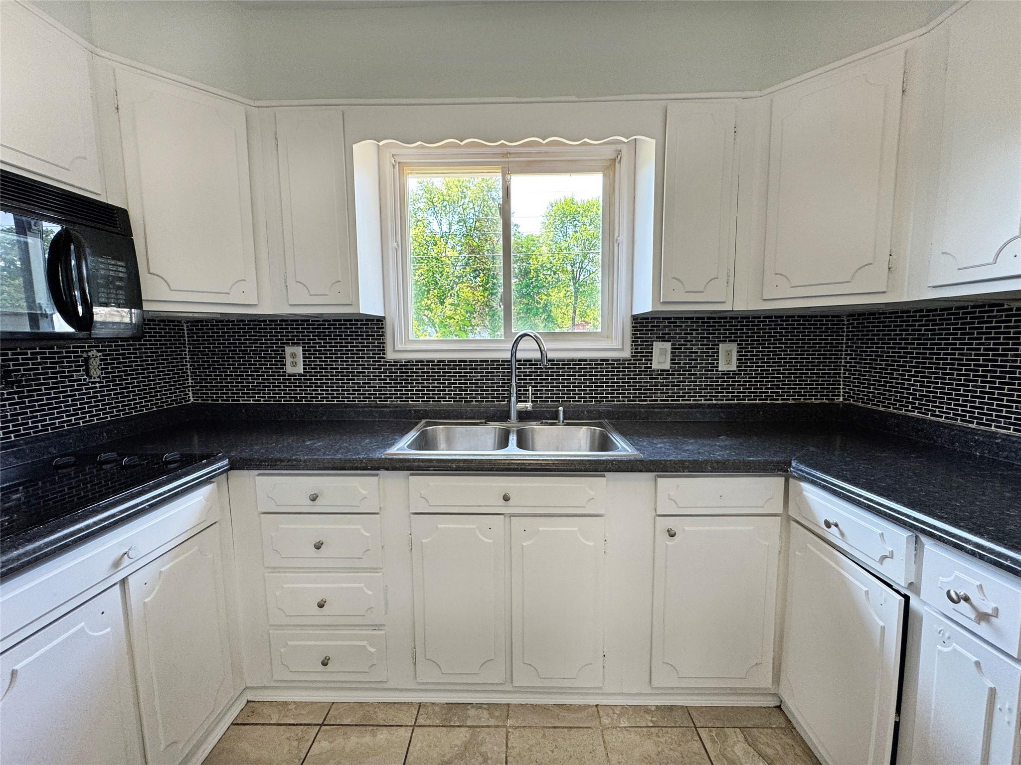 Single Family Malden  Ulster County, NY 12477, MLS-885713-13
