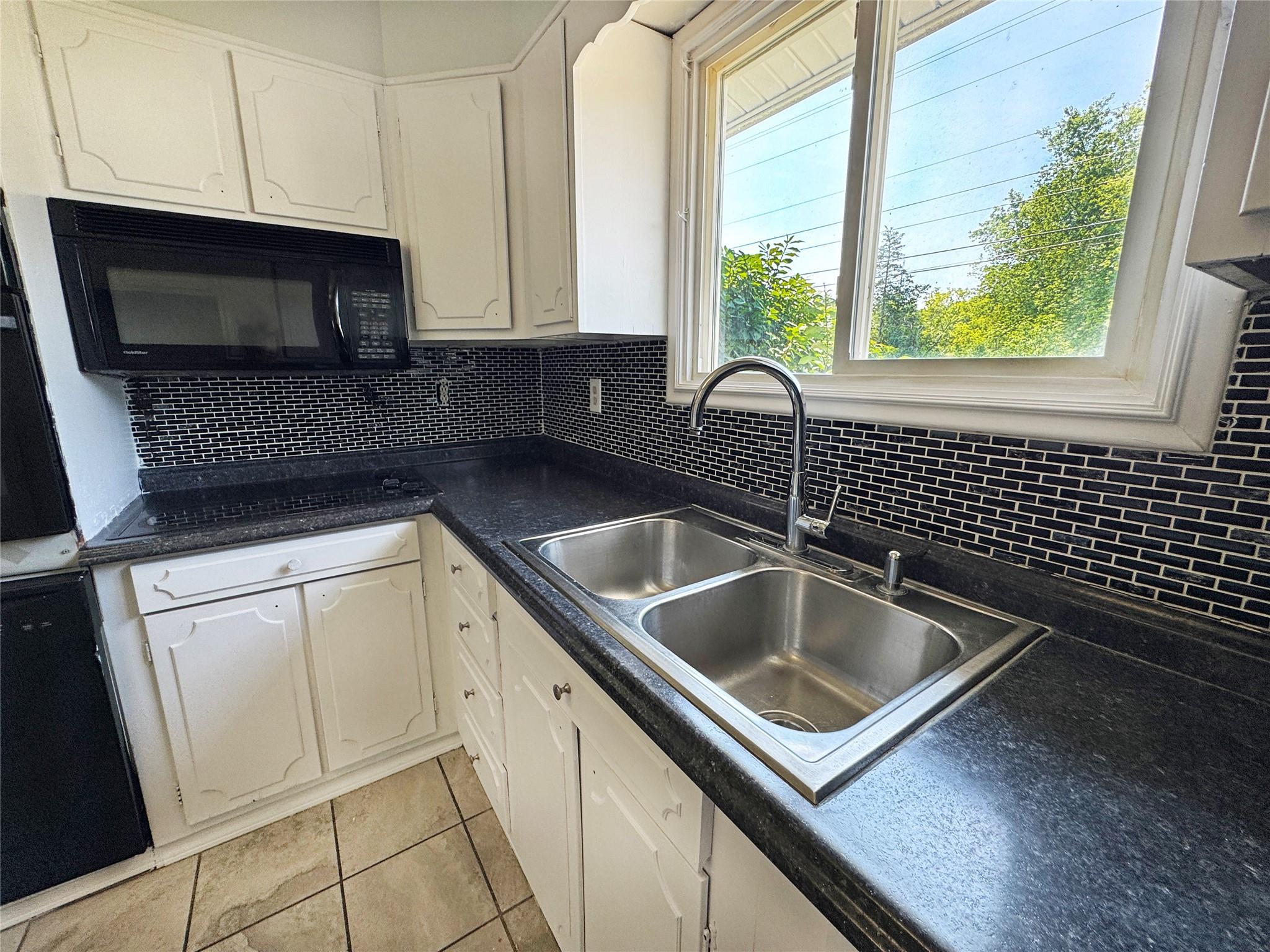 Single Family Malden  Ulster County, NY 12477, MLS-885713-17