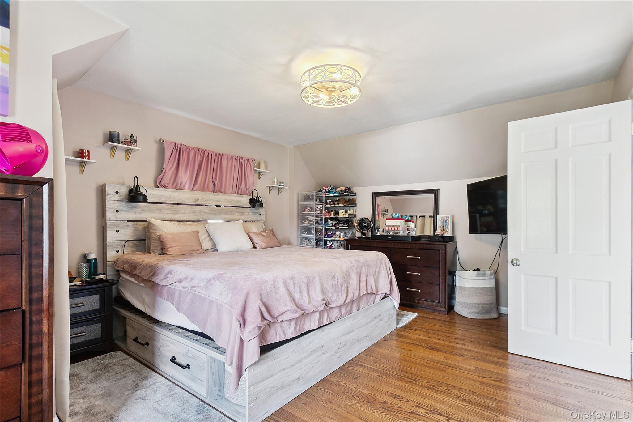 Single Family Ardell  Westchester County, NY 10708, MLS-885718-21