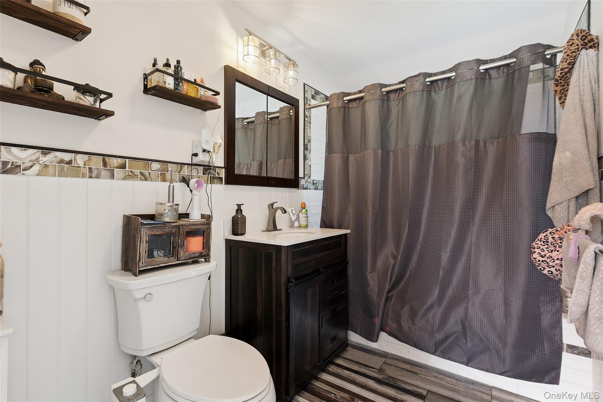 Single Family Ardell  Westchester County, NY 10708, MLS-885718-22