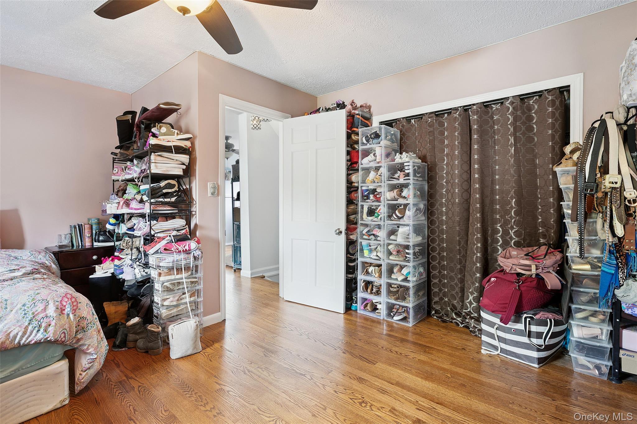 Single Family Ardell  Westchester County, NY 10708, MLS-885718-24