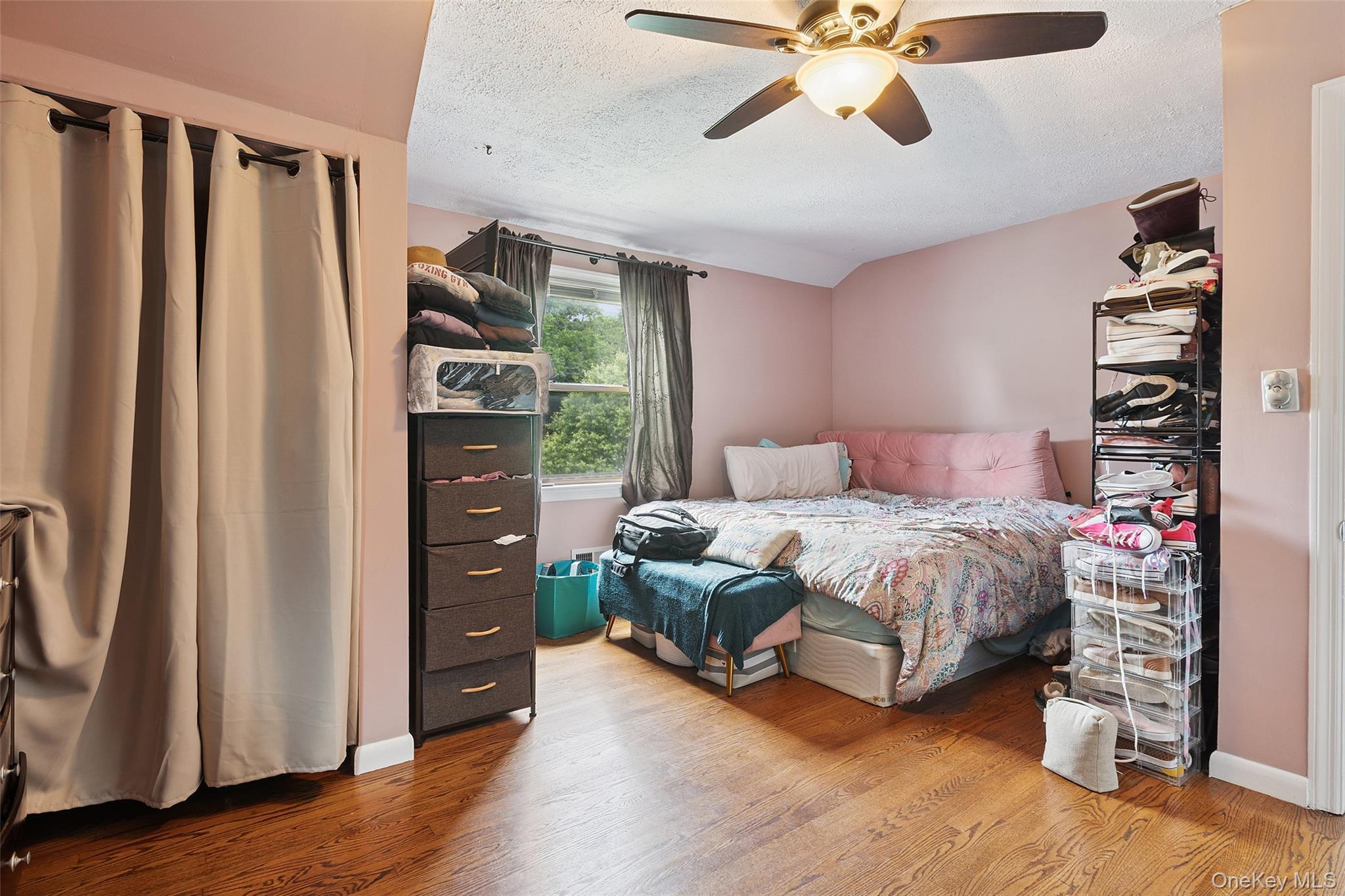 Single Family Ardell  Westchester County, NY 10708, MLS-885718-25