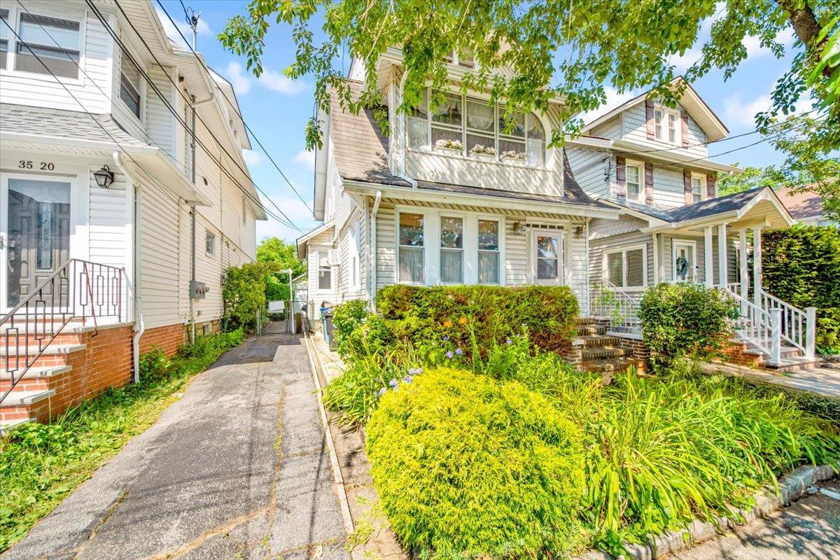 Single Family 216th  Queens, NY 11361, MLS-885750-2