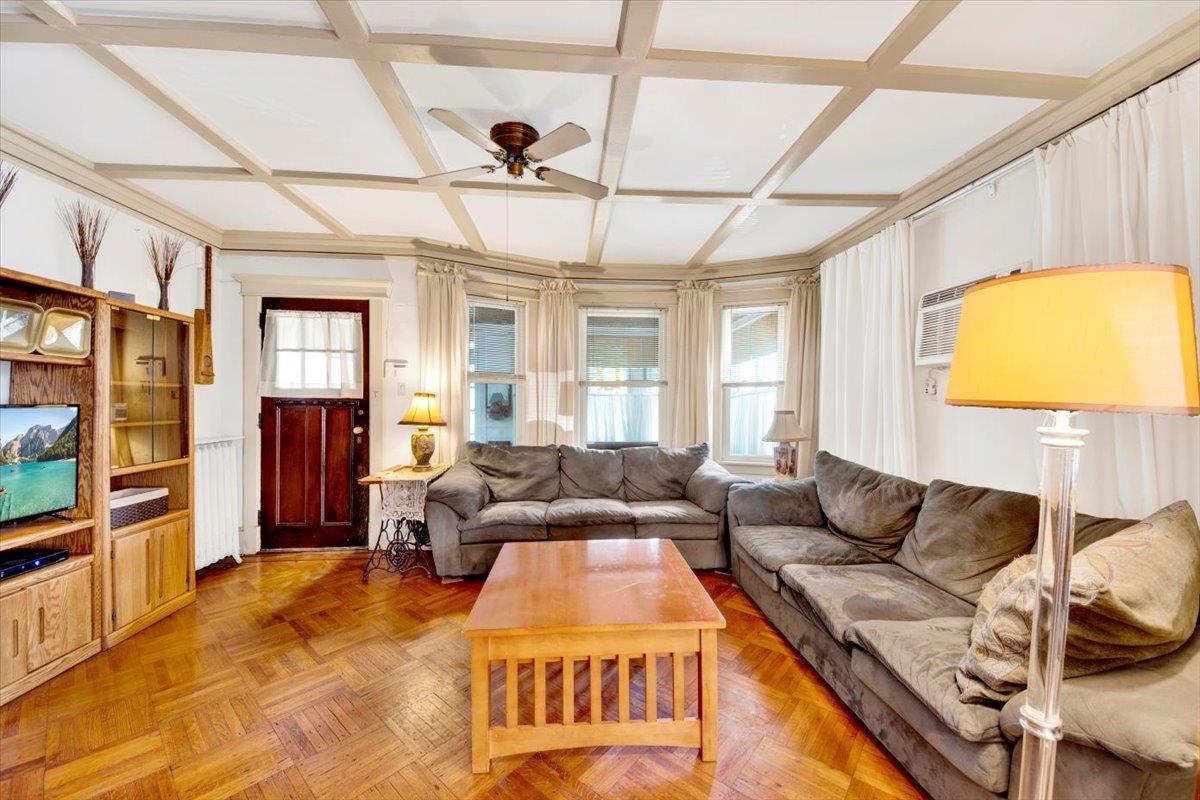 Single Family 216th  Queens, NY 11361, MLS-885750-5