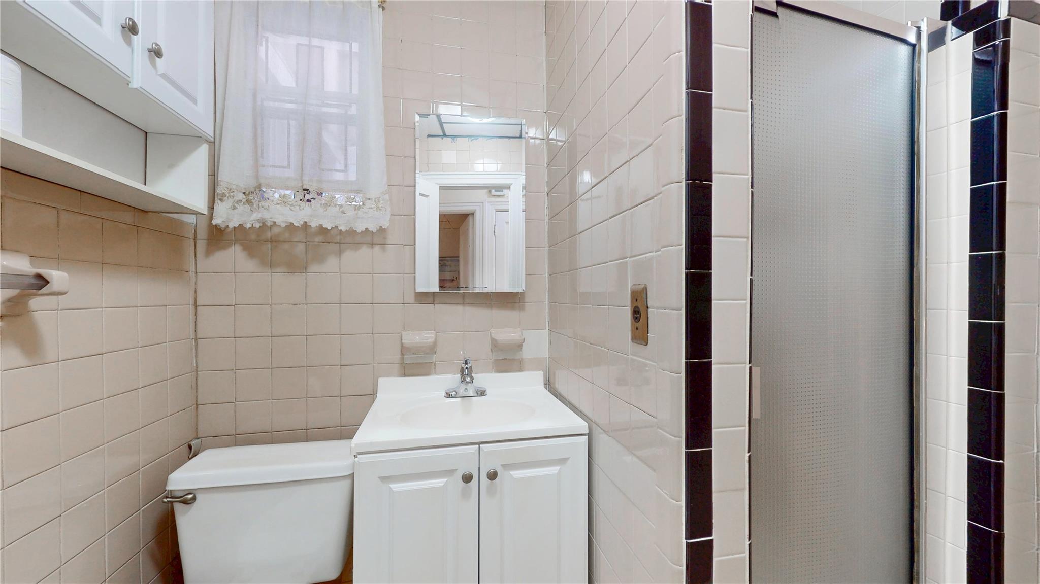 Single Family 40th  Queens, NY 11104, MLS-885751-12