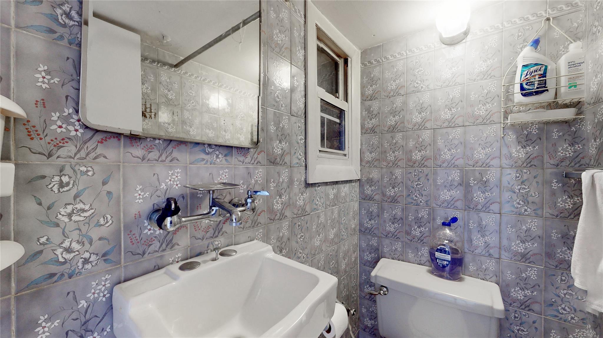 Single Family 40th  Queens, NY 11104, MLS-885751-37