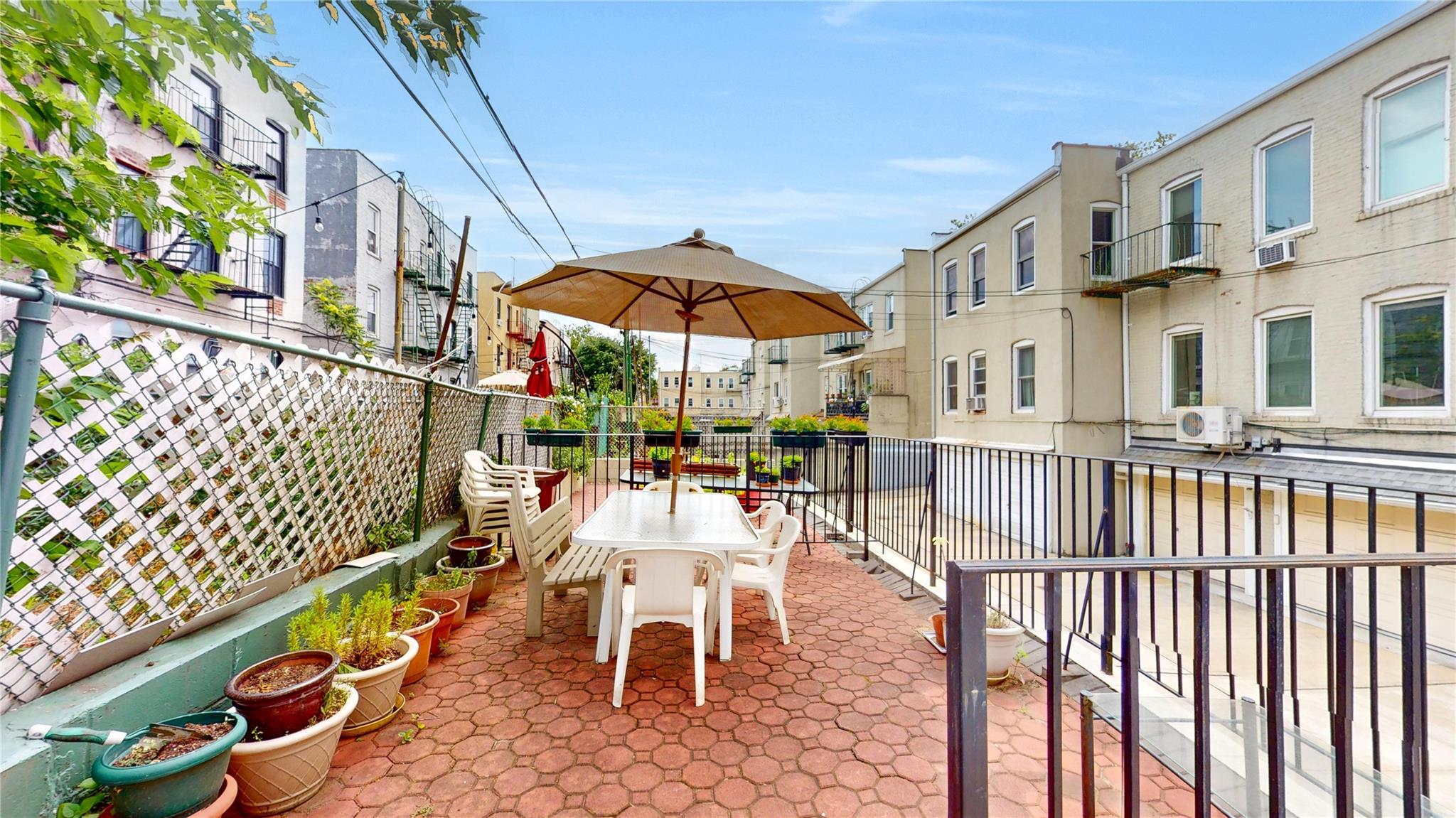 Single Family 40th  Queens, NY 11104, MLS-885751-47
