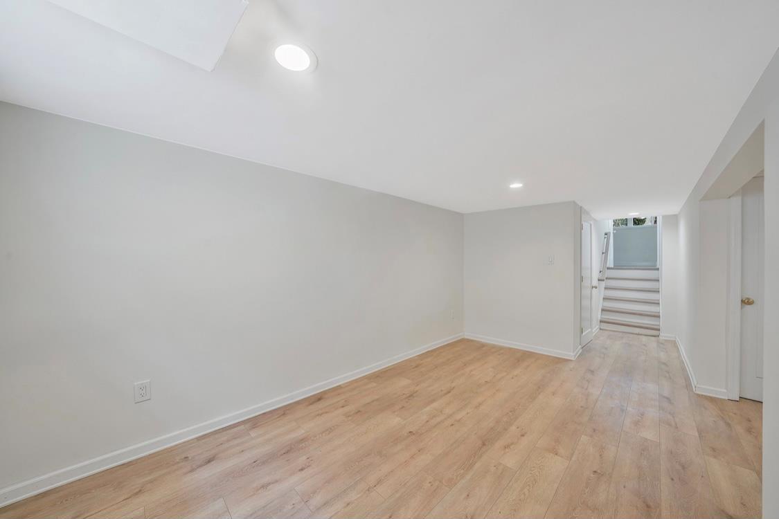 Single Family 161st  Queens, NY 11434, MLS-885767-23