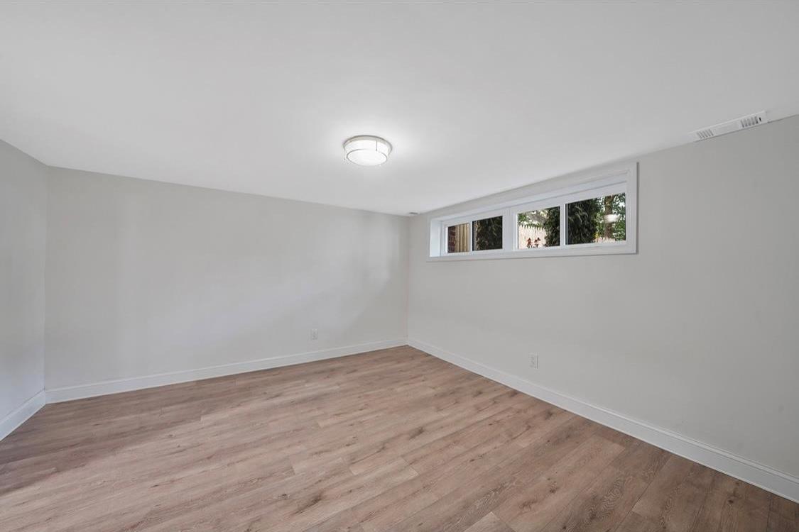 Single Family 161st  Queens, NY 11434, MLS-885767-25