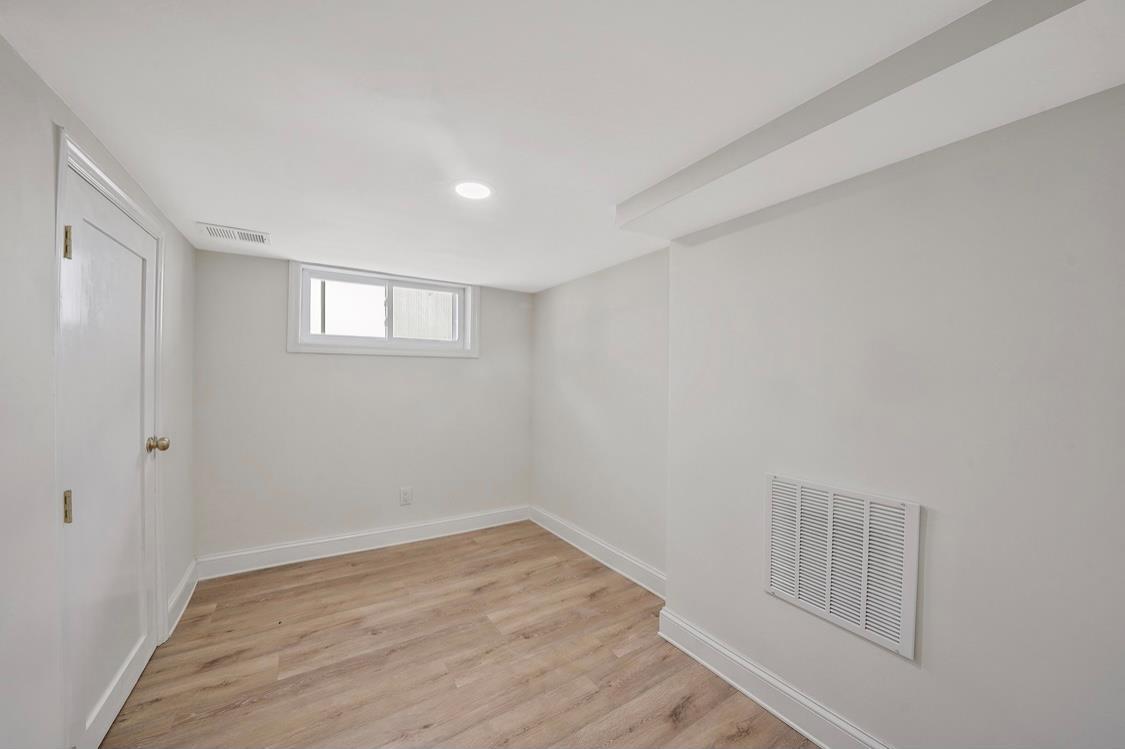 Single Family 161st  Queens, NY 11434, MLS-885767-27