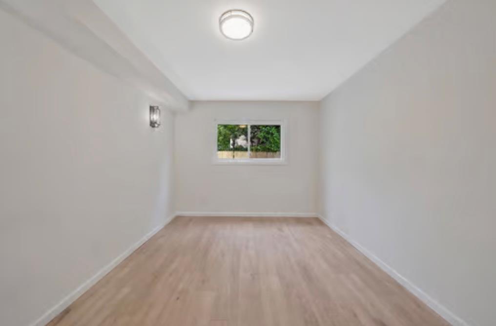 Single Family 161st  Queens, NY 11434, MLS-885767-33
